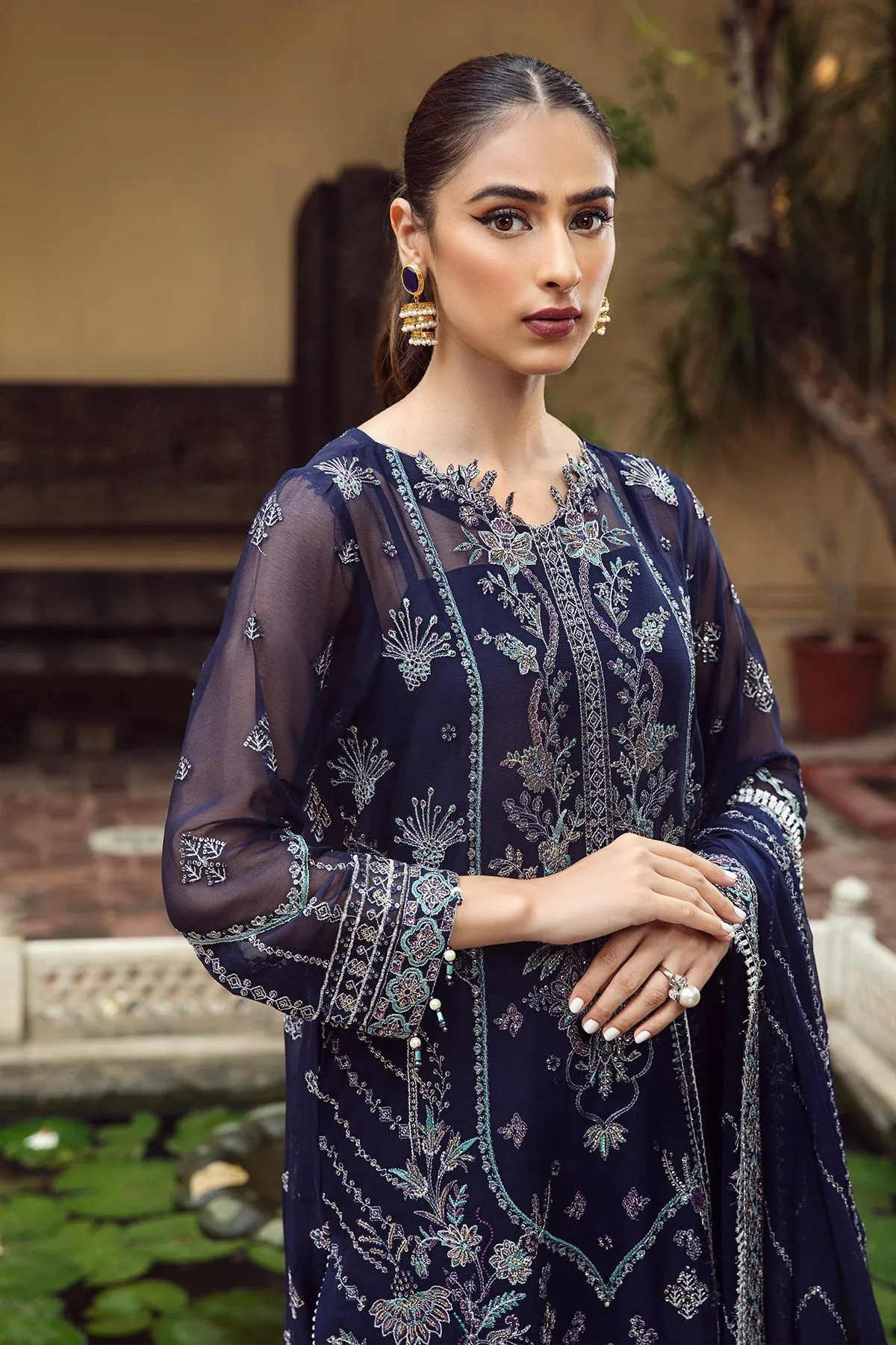 Alizeh Fashion Shahtaj Formal Wedding Embroidered 3PC Suit D-04 Shaahana