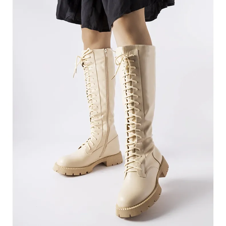 Beige insulated Noam boots