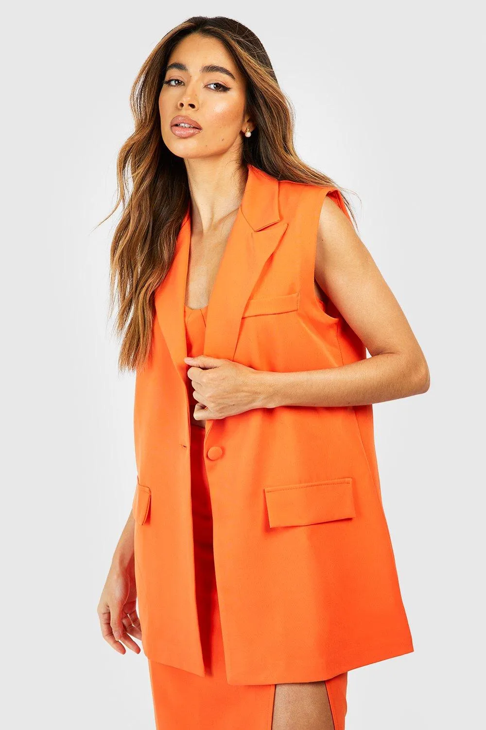 Boxy Relaxed Fit Sleeveless Tailored Blazer