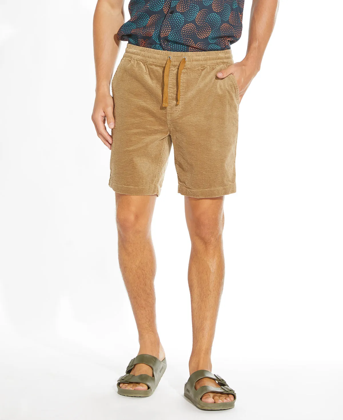 Chet 7 Easy Short (Khaki)