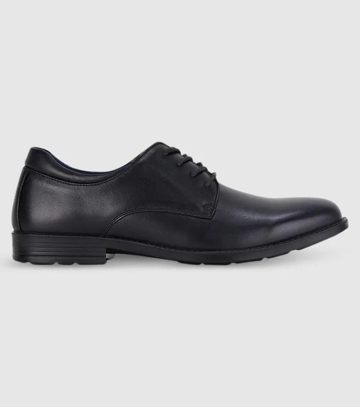 clarks boston (f wide) senior boys school shoes