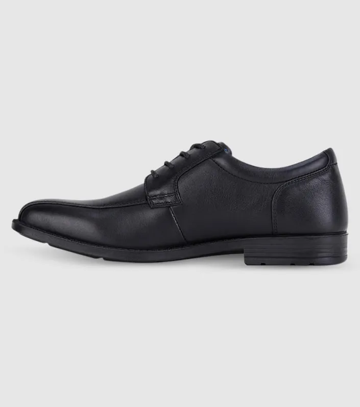 clarks brooklyn (f wide) senior boys school shoes