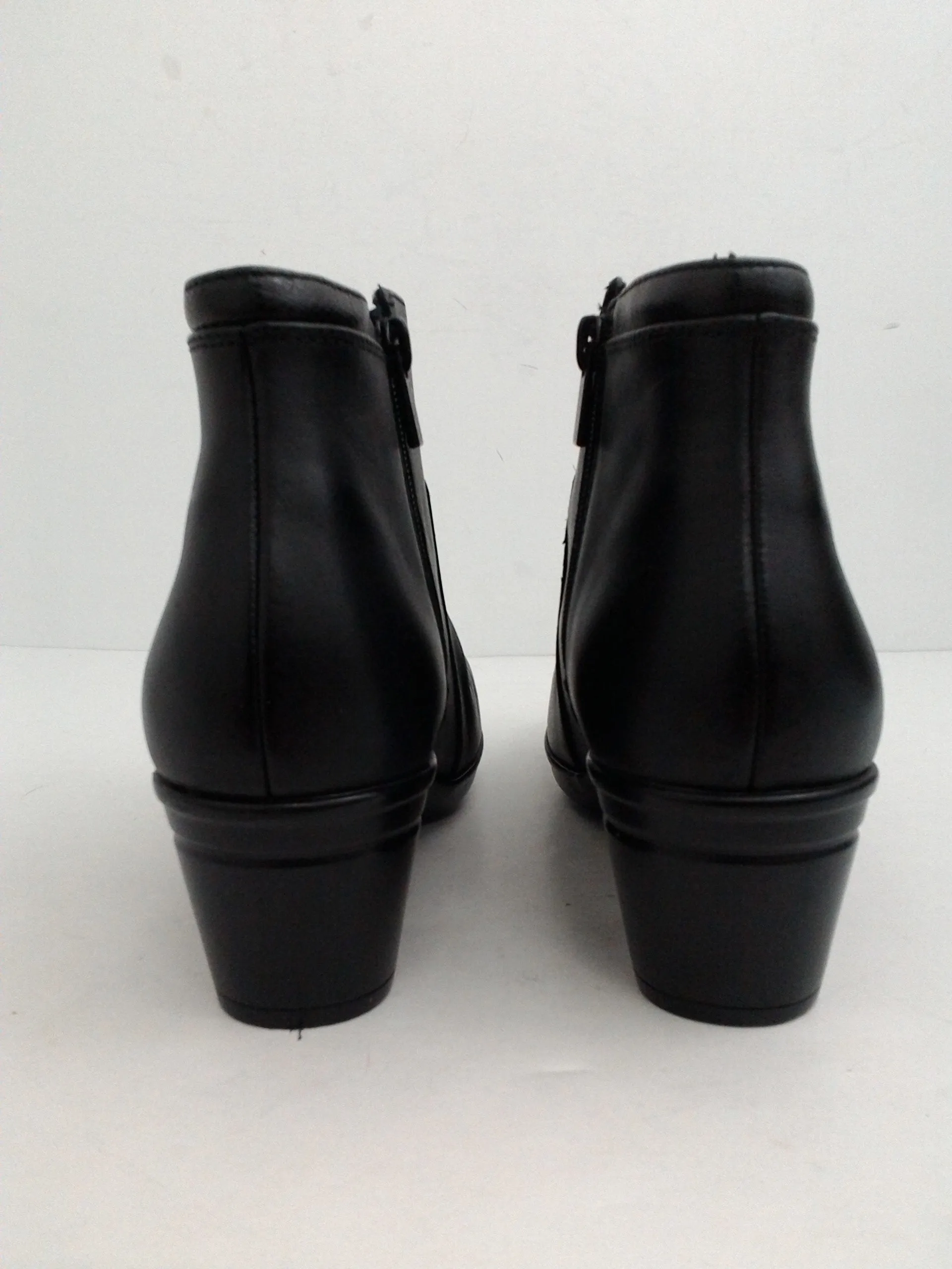 Clarks Women's Black Booties Size 9.5 M