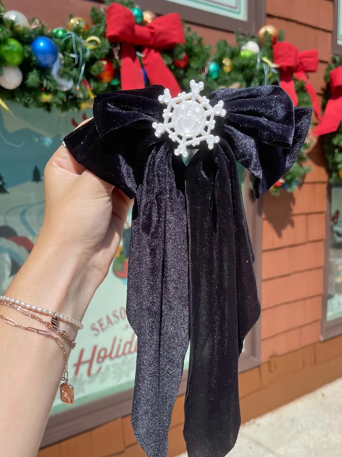 Do As Dreamers Do Hair Bow - Christmas & Winter - CLEARANCE