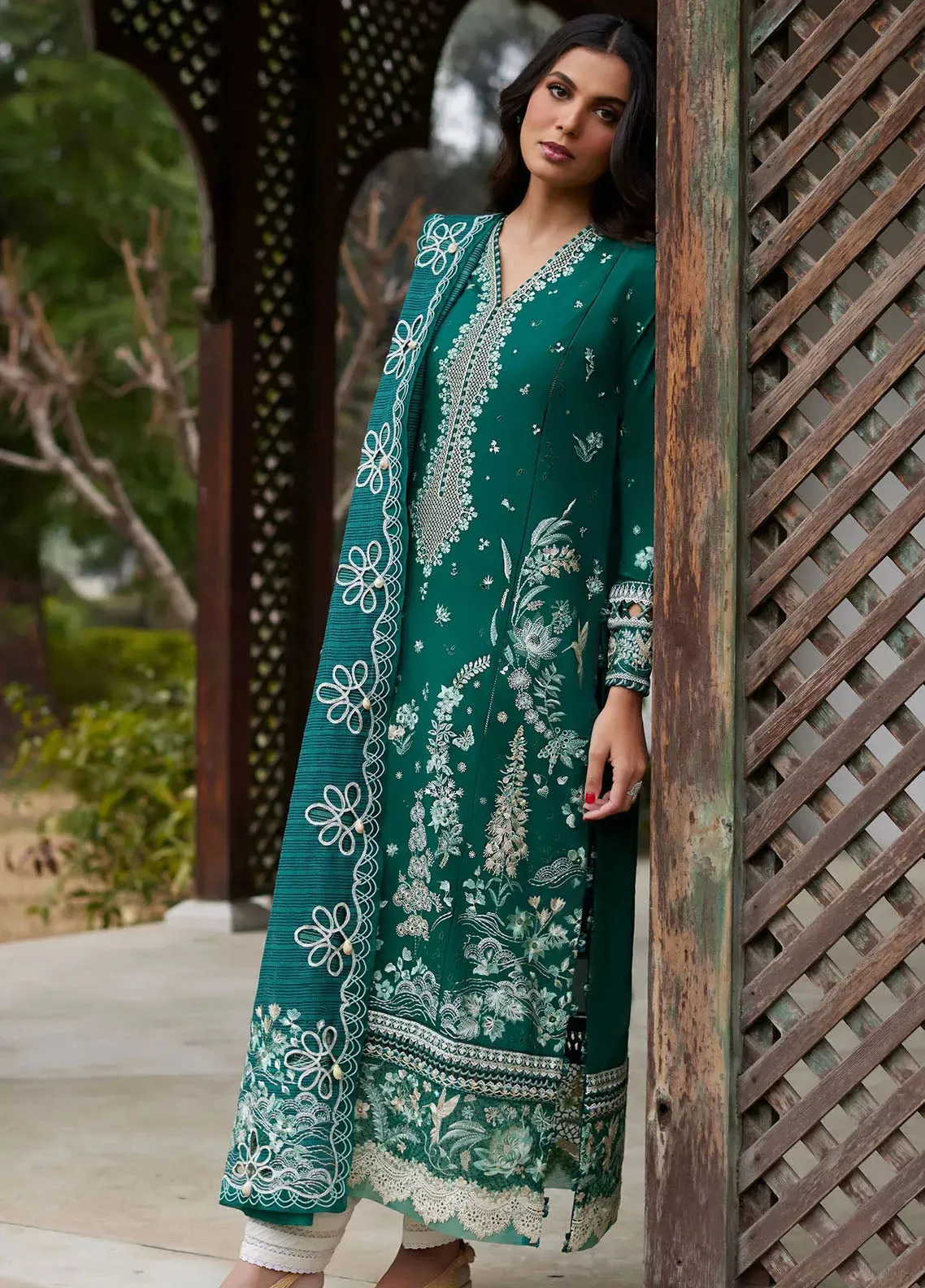 Elan Luxury Embroidered Lawn 3 Piece Unstitched Suit EL24LEL D-2A NEDINE