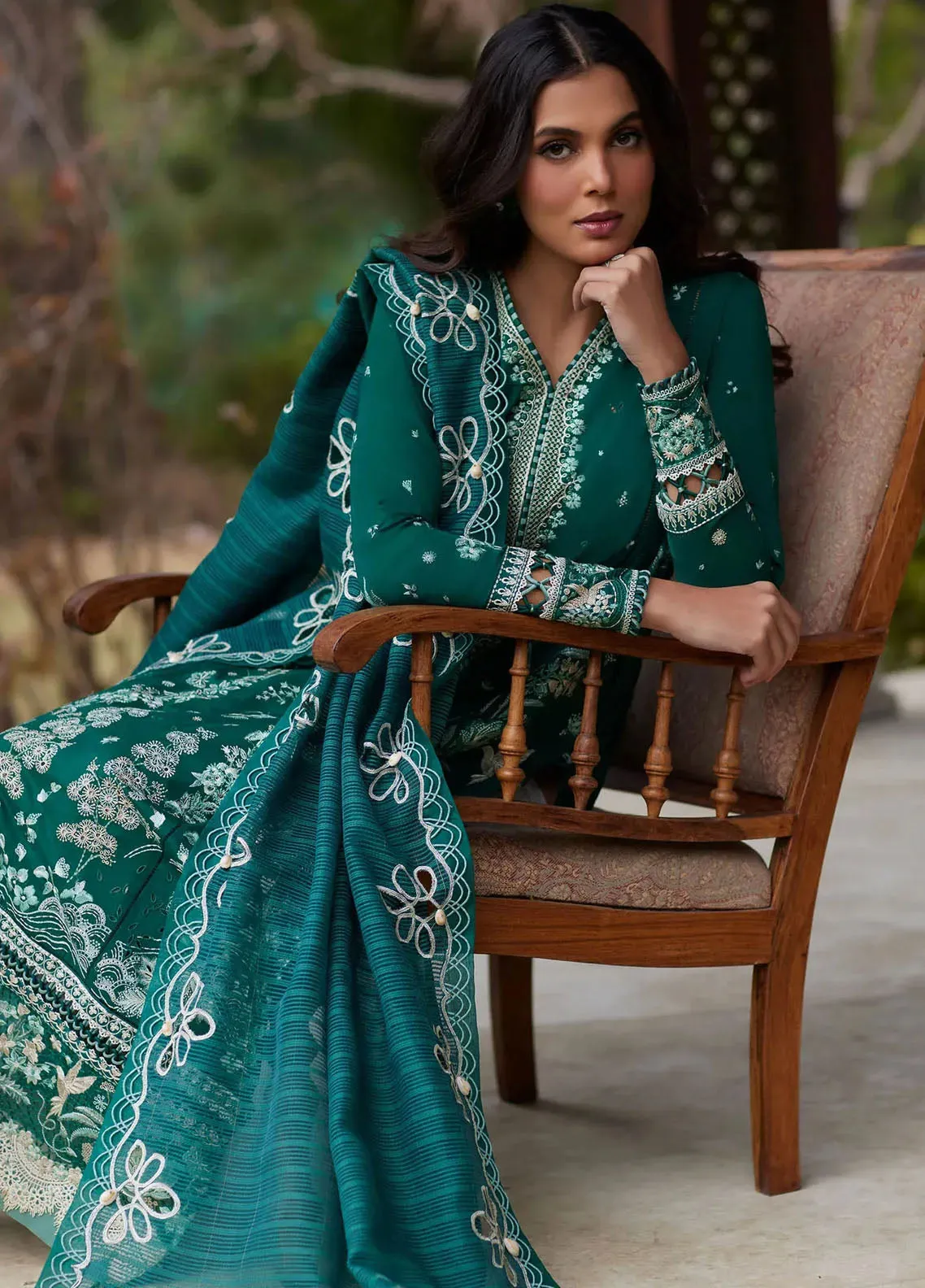 Elan Luxury Embroidered Lawn 3 Piece Unstitched Suit EL24LEL D-2A NEDINE