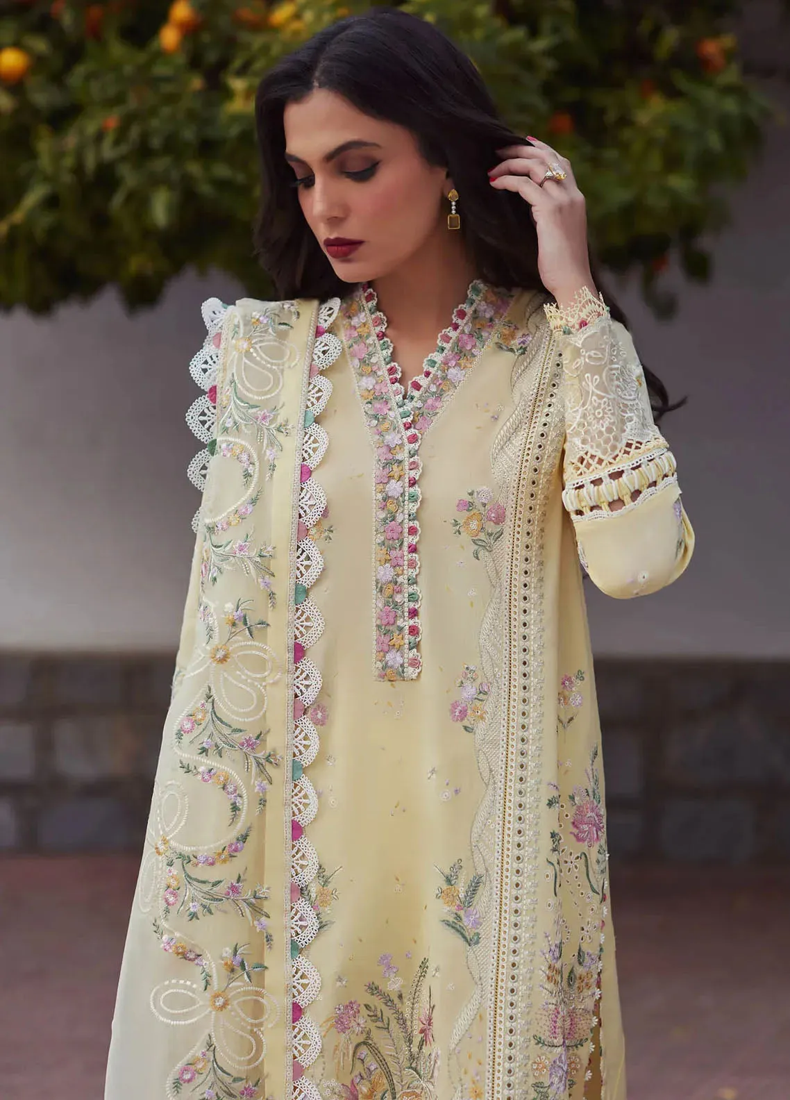 Elan Luxury Embroidered Lawn 3 Piece Unstitched Suit EL24LEL D-8B ZENEL