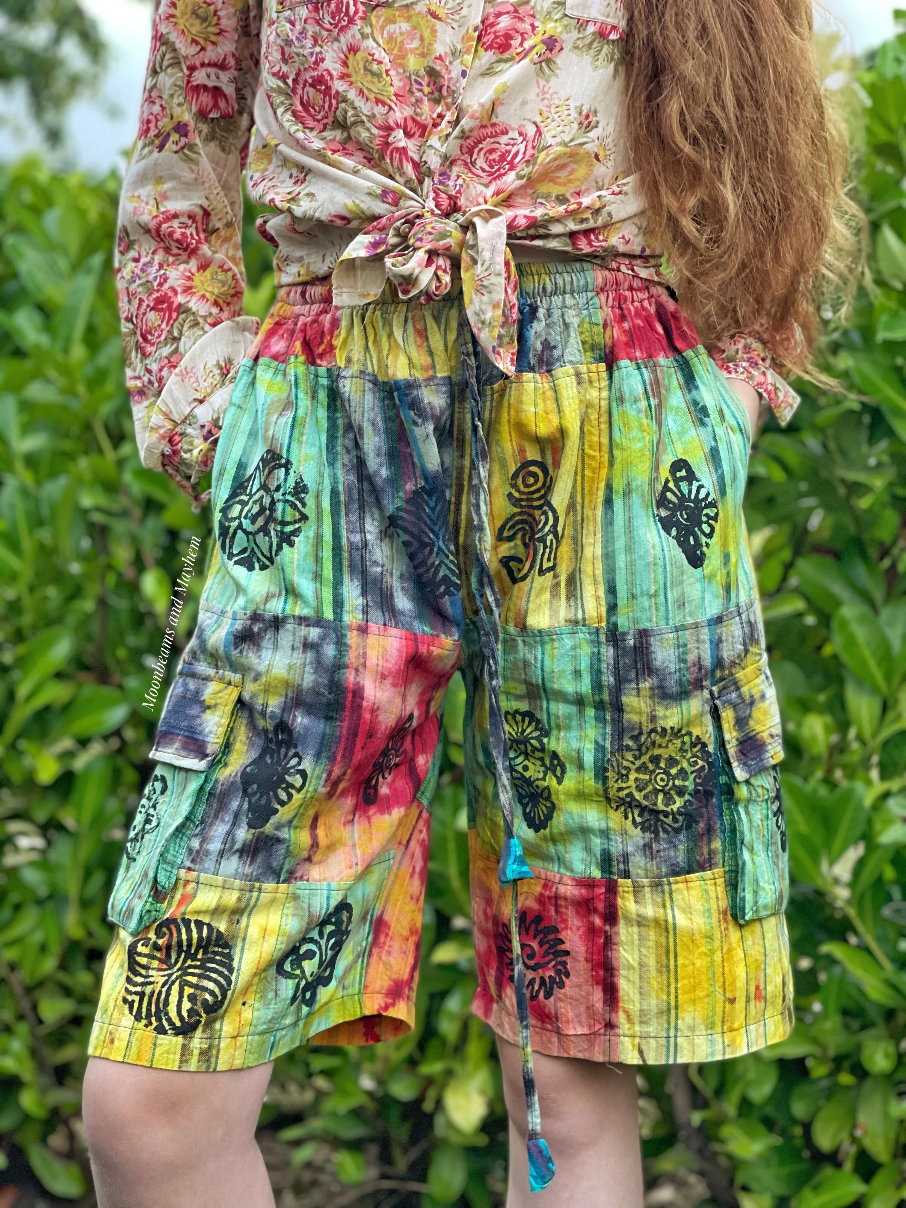 FABULOUS TIE DYE CAMDEN PATCH SHORTS REG / PLUS