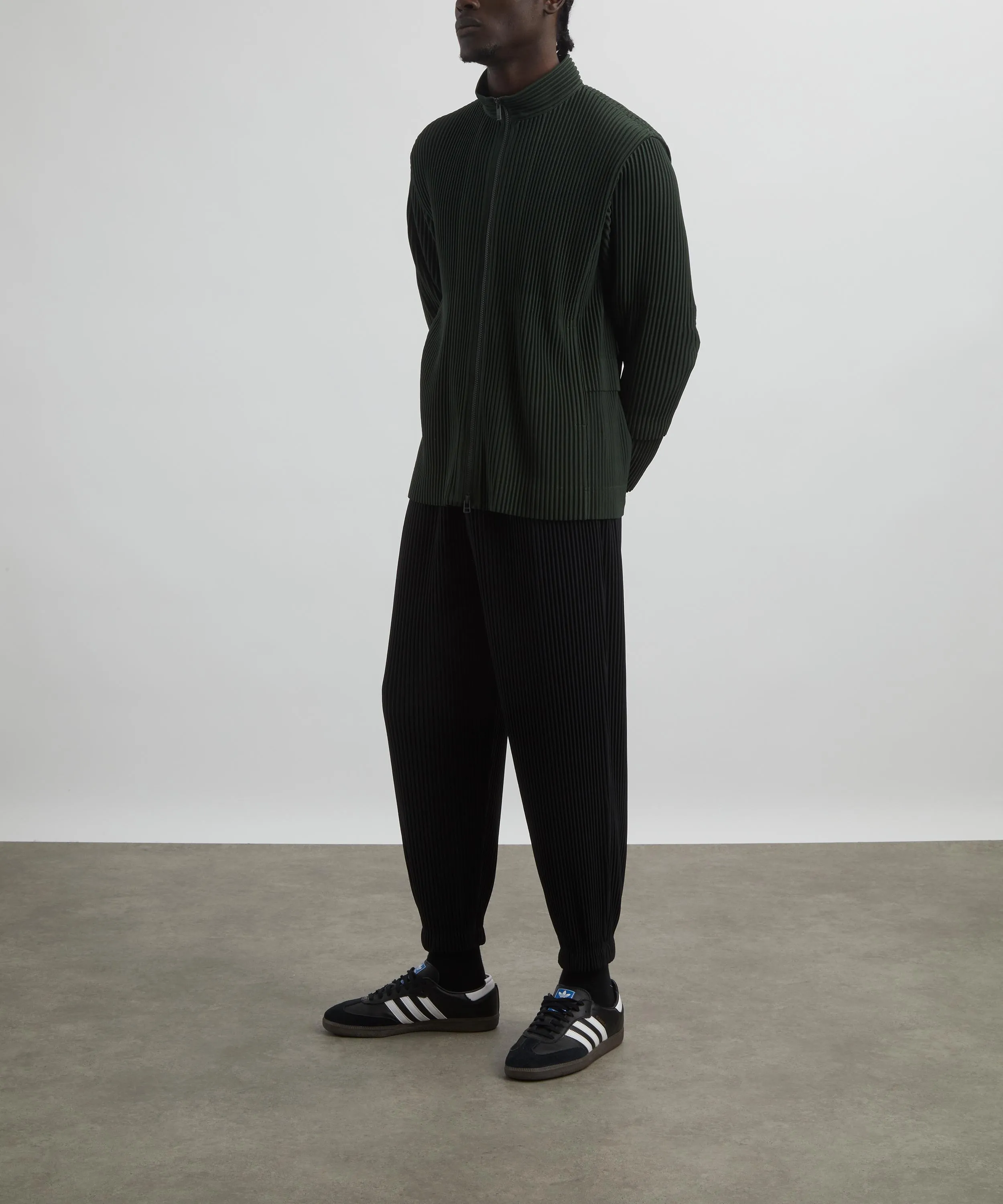 MC JUNE Pleated Trousers