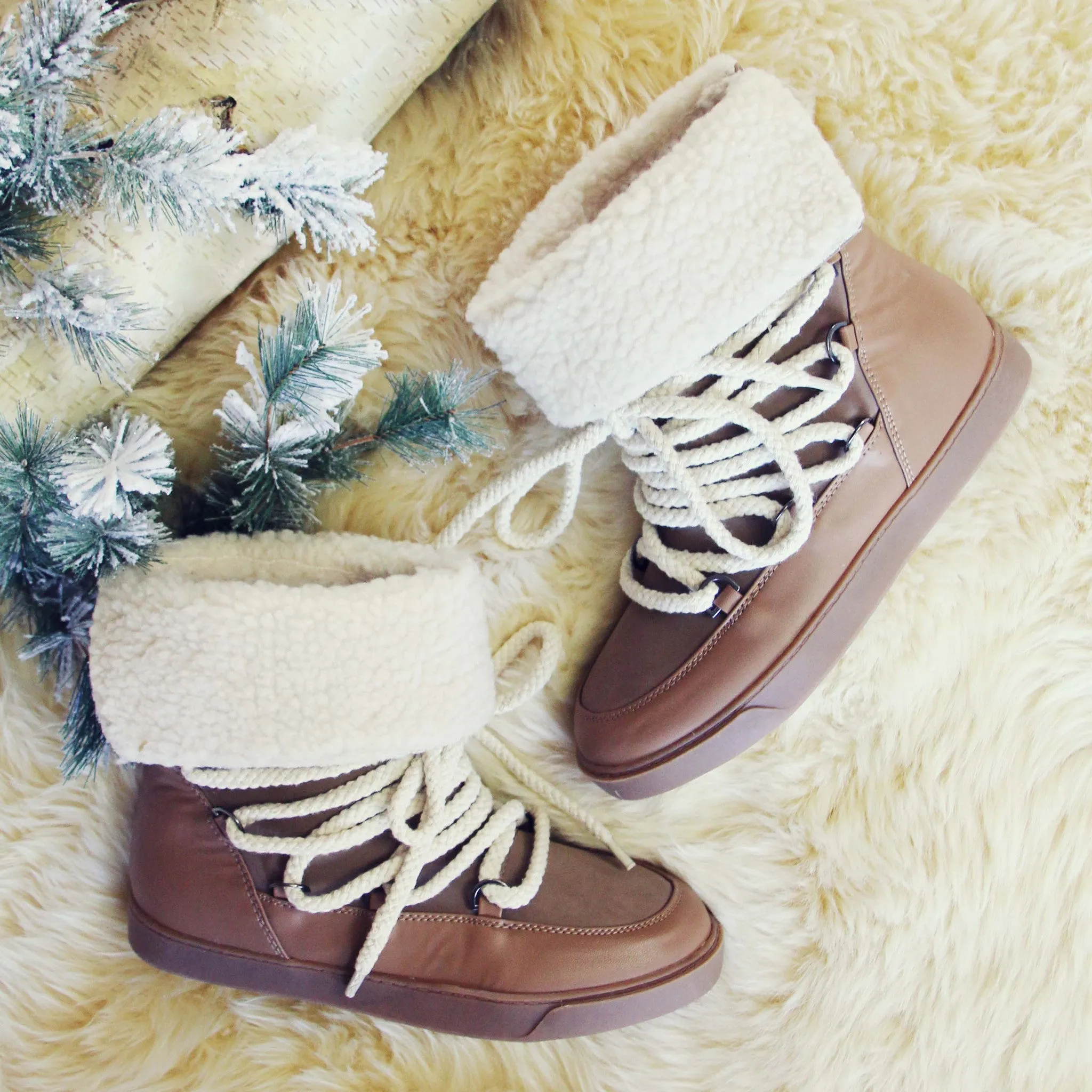 Nanook Snow Boots in Taupe