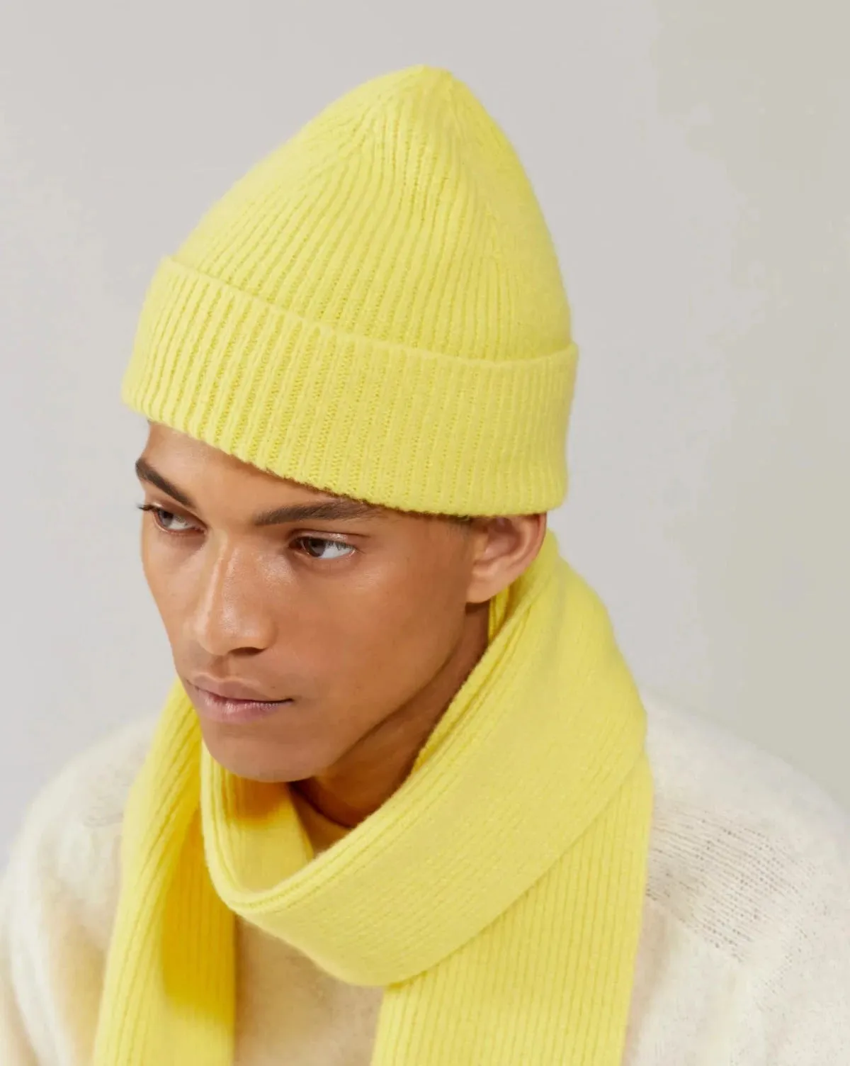 Scarf Acid Yellow