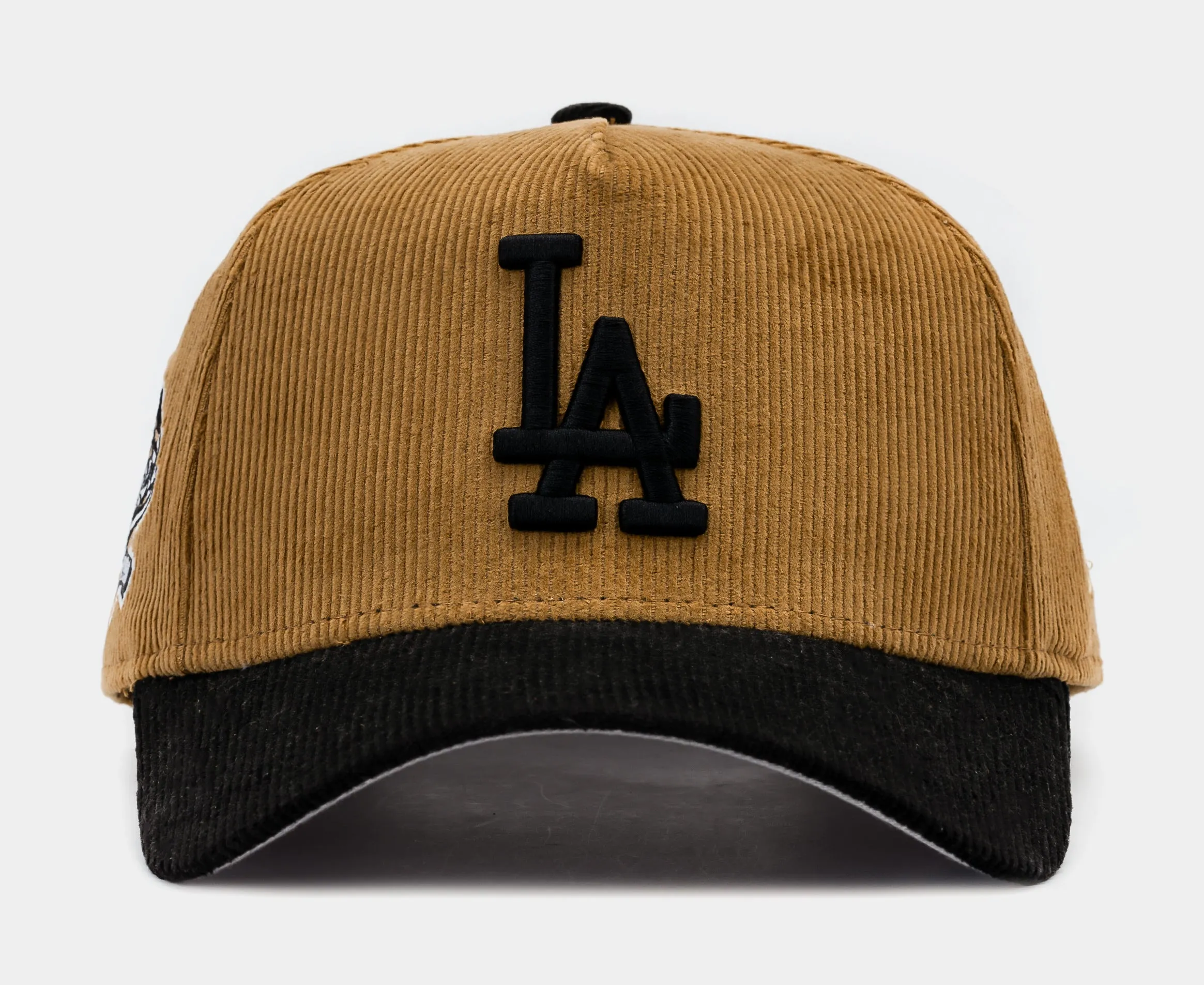 Shoe Palace Exclusive Los Angeles Dodgers Corduroy 9Forty Snapback Mens Hat (Brown/Black)