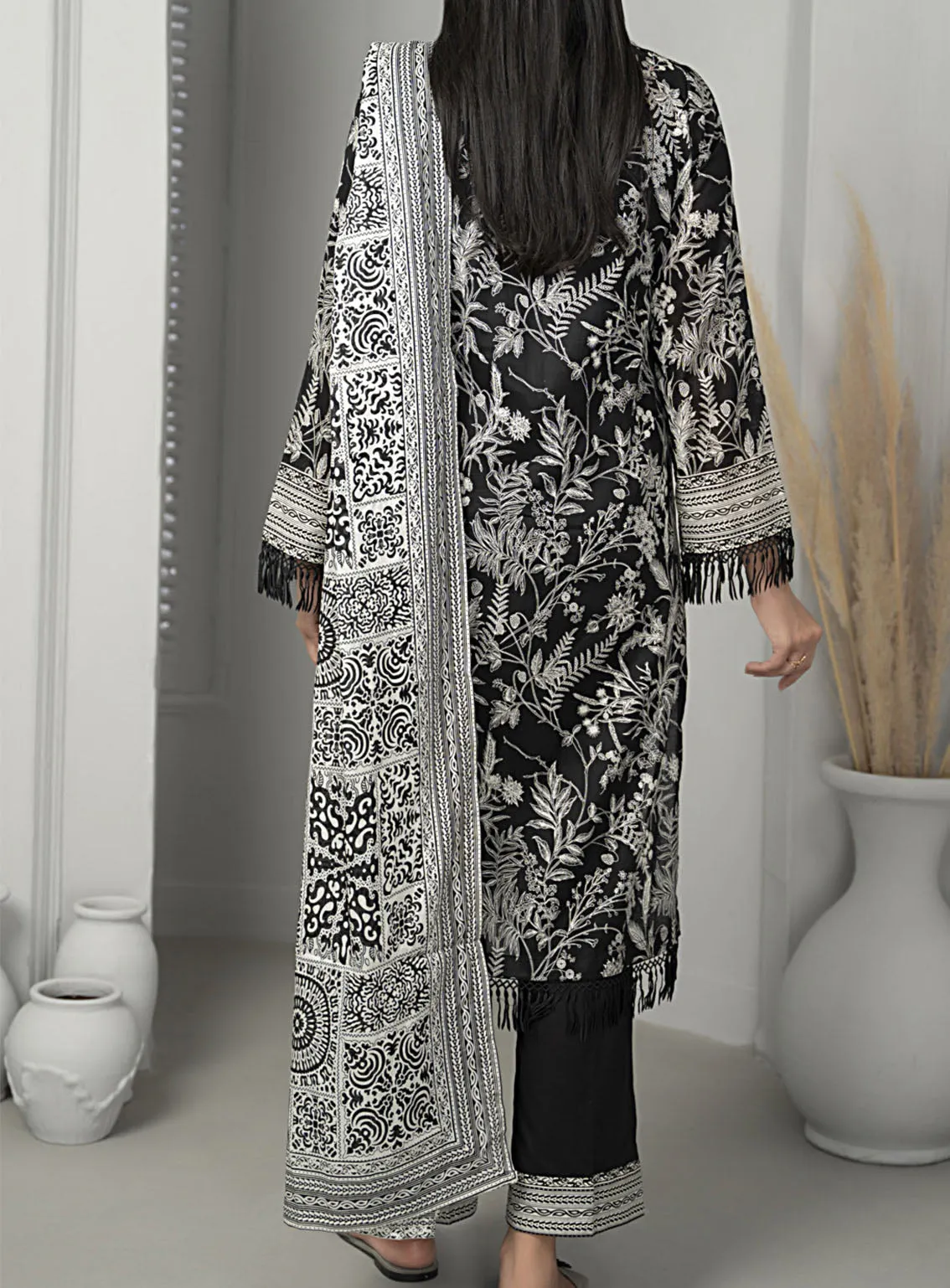 Sufinas By VS Textile Printed Lawn Black & White 3 Piece Unstitched Suit VS24S B&W D-515