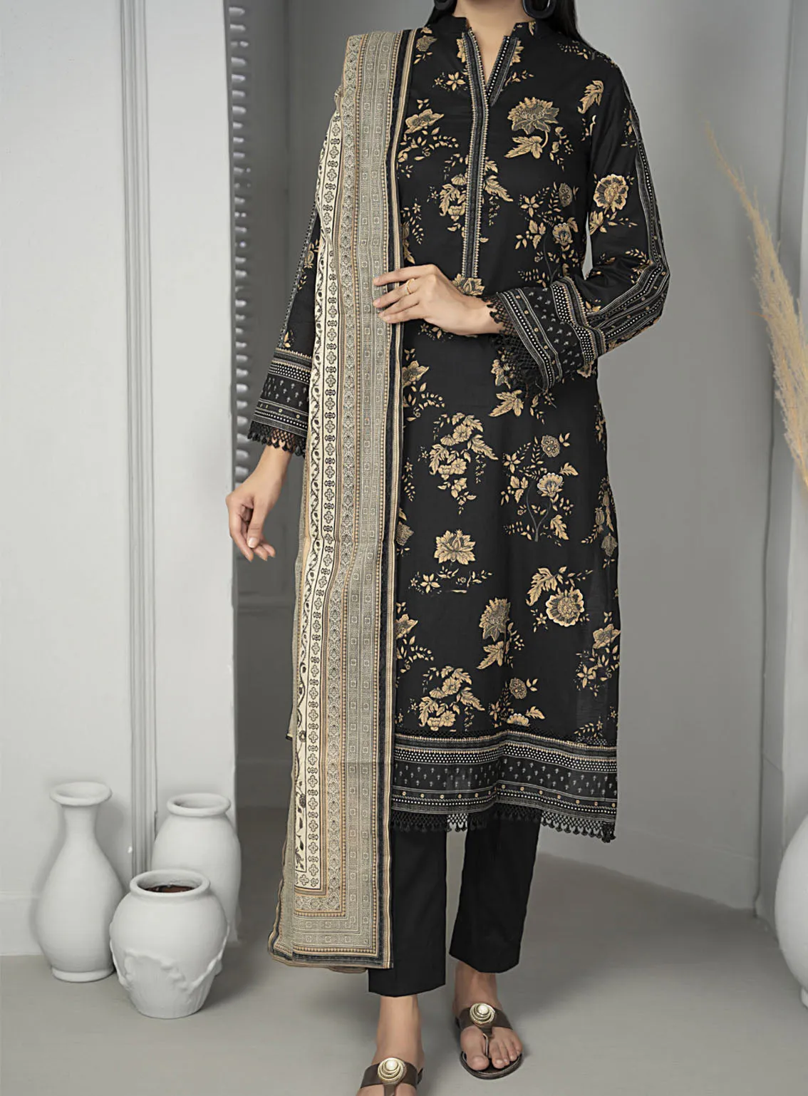 Sufinas By VS Textile Printed Lawn Black & White 3 Piece Unstitched Suit VS24S B&W D-516