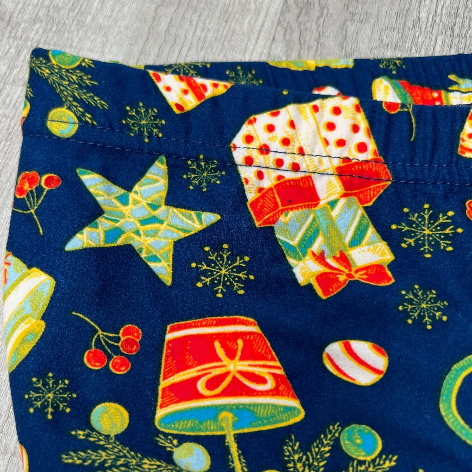 Vintage Christmas Print Soft Leggings