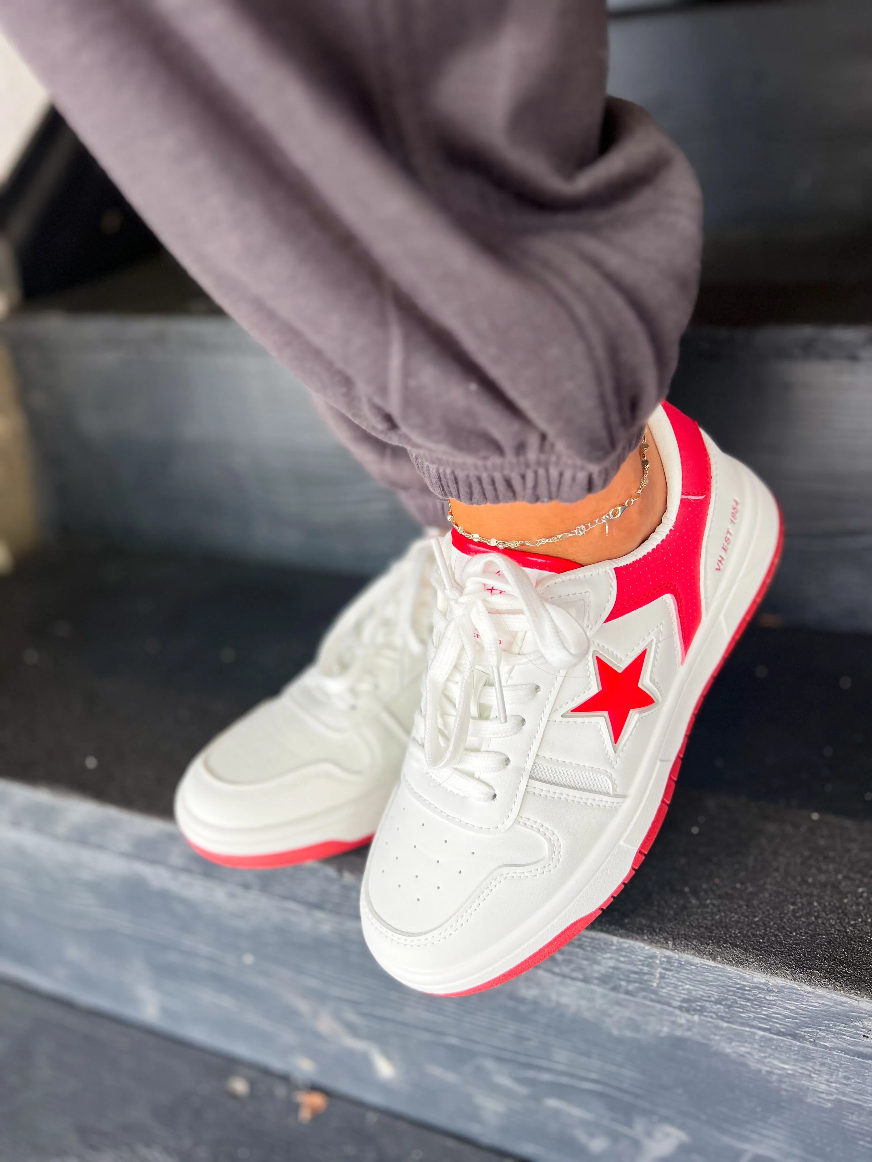 Vintage Havana Fresh Red Sneaker