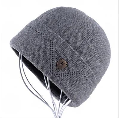 Warm Wool Knitted Winter Bonnet Beanie Hats for Men in Solid Colors